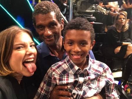 Alice Wegmann, Varlei e o filho, Darlei, no Caldeirão do Huck (Foto: Gshow/ Reprodução) Alice Wegmann, Varlei e o filho, Darlei, no Caldeirão do Huck (Foto: Gshow/ Reprodução)