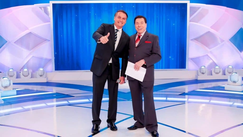 Bolsonaro confina produção de Silvio Santos em camarim com direito a seguranças de vigia