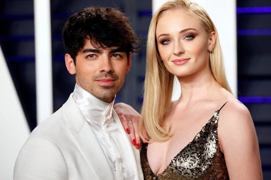 Após economizar no casamento, Joe Jonas e Sophie Turner curtem lua de mel luxuosa