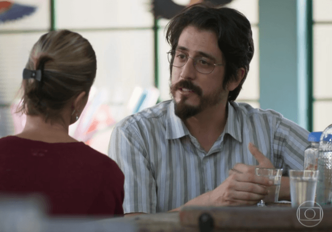 Faruq em Órfãos da Terra (Foto: Reprodução/ Globo) Faruq em Órfãos da Terra (Foto: Reprodução/ Globo)