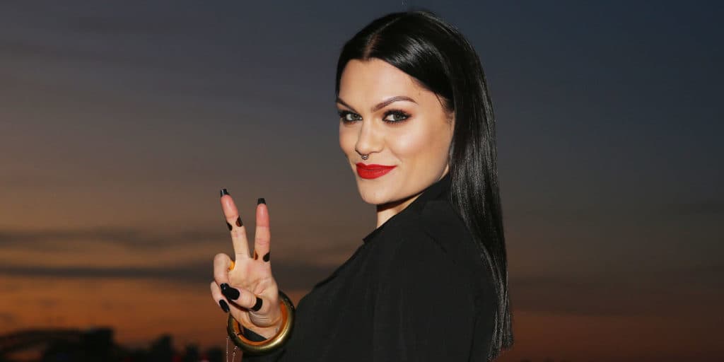 Após ser confirmada no Rock in Rio, Jessie J afirma que fará novos shows no Brasil