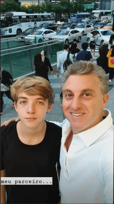 Luciano Huck e o filho (Foto: Reprodução/ Instagram) Luciano Huck e o filho (Foto: Reprodução/ Instagram)