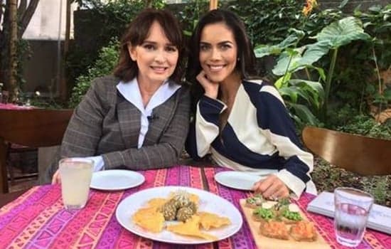 Myrian Rios e Daniela Albuquerque no Sensacional (Foto: Divulgação/RedeTV) Myrian Rios e Daniela Albuquerque no Sensacional (Foto: Divulgação/RedeTV)