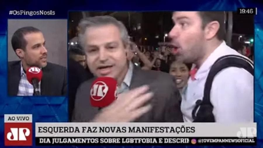 Marcelo Mattos, repórter da Jovem Pan é atacado por manifestantes (Foto: Reprodução) Marcelo Mattos, repórter da Jovem Pan é atacado por manifestantes (Foto: Reprodução)