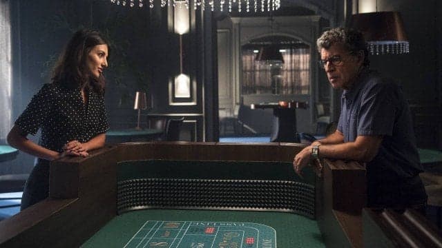 Camila (Anaju Dorigon) e seu pai, Miguel (Paulo Betti) na novela, Órfãos da Terra (Foto Estevam Avellar Rede Globo) Divulgação Camila (Anaju Dorigon) e seu pai, Miguel (Paulo Betti) na novela, Órfãos da Terra (Foto Estevam Avellar Rede Globo) Divulgação