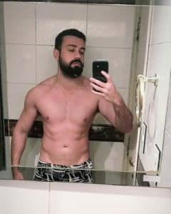 Bruno Tálamo teve nude vazado nas redes sociais, antes de entrar na Fazenda (Reprodução) Bruno Tálamo teve nude vazado nas redes sociais, antes de entrar na Fazenda (Reprodução)