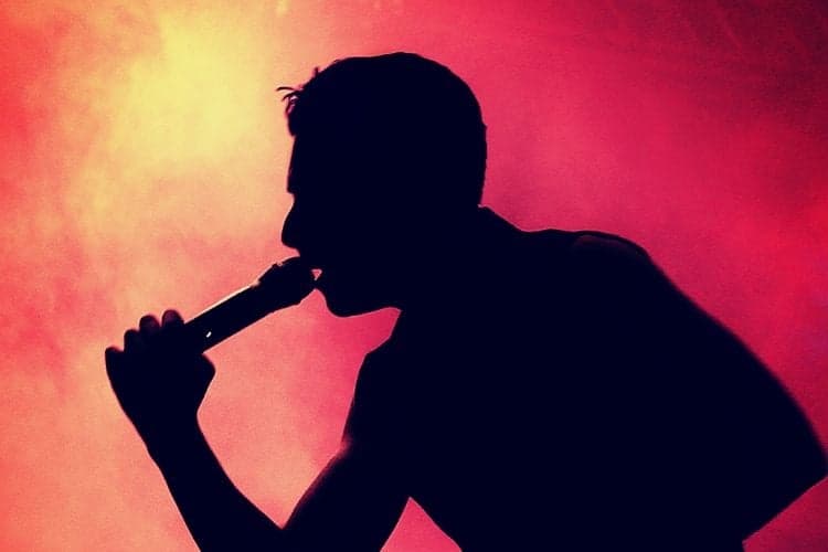 Famoso cantor gospel desabafa sobre estado de saúde, revela grave doença e comove