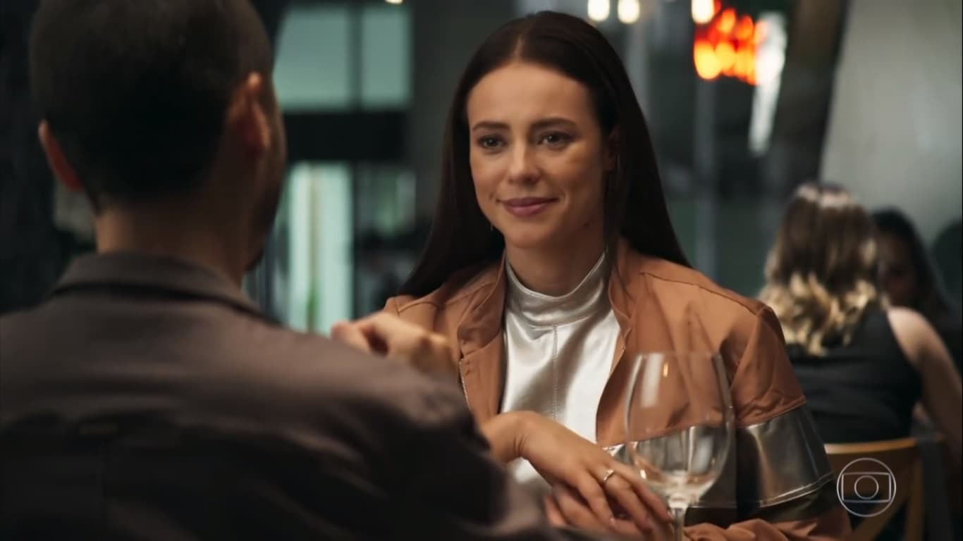 A blogueira será consumida pela culpa em A Dona do Pedaço da Globo A blogueira será consumida pela culpa em A Dona do Pedaço da Globo