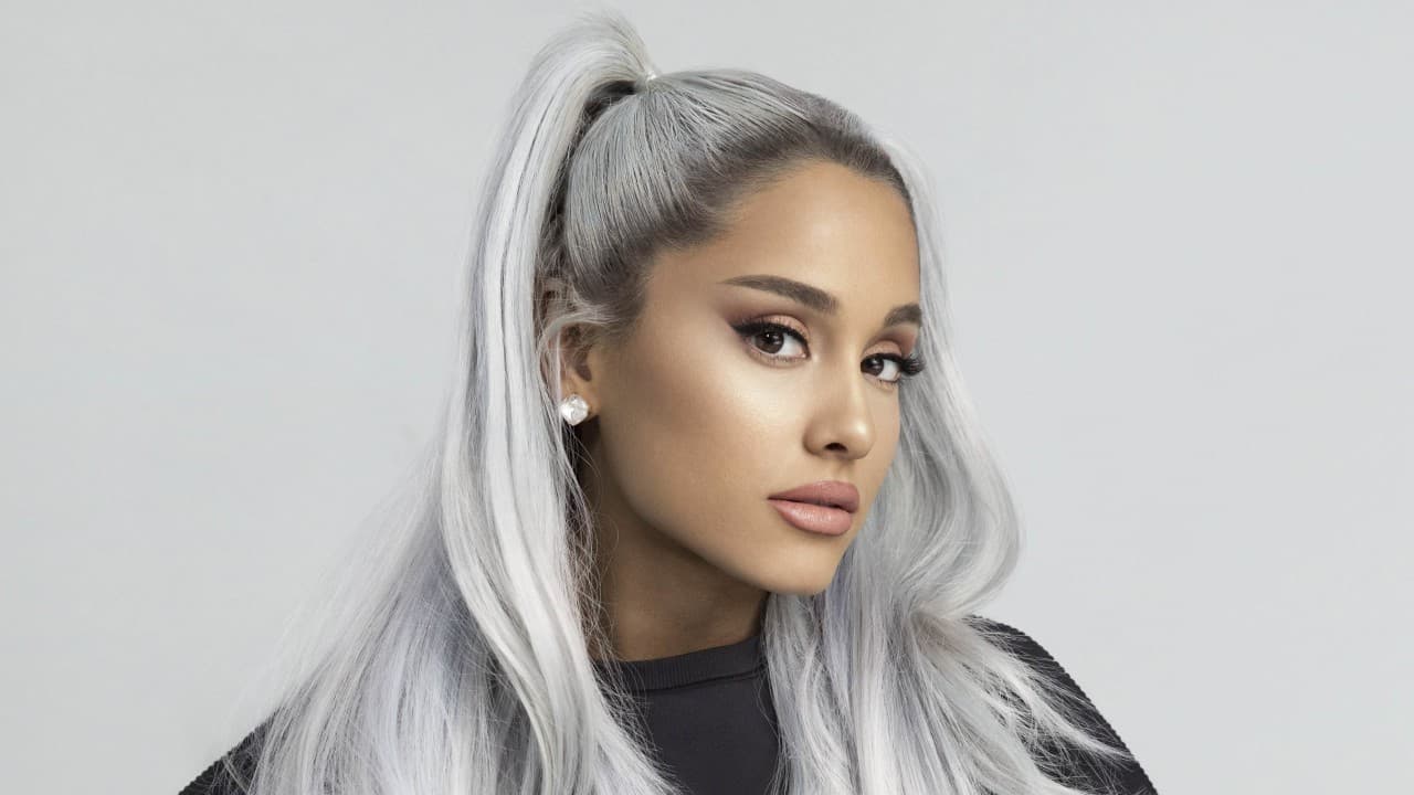 A cantora Ariana Grande vai a Manchester dois anos após tragédia (Foto: Reprodução) A cantora Ariana Grande vai a Manchester dois anos após tragédia (Foto: Reprodução)
