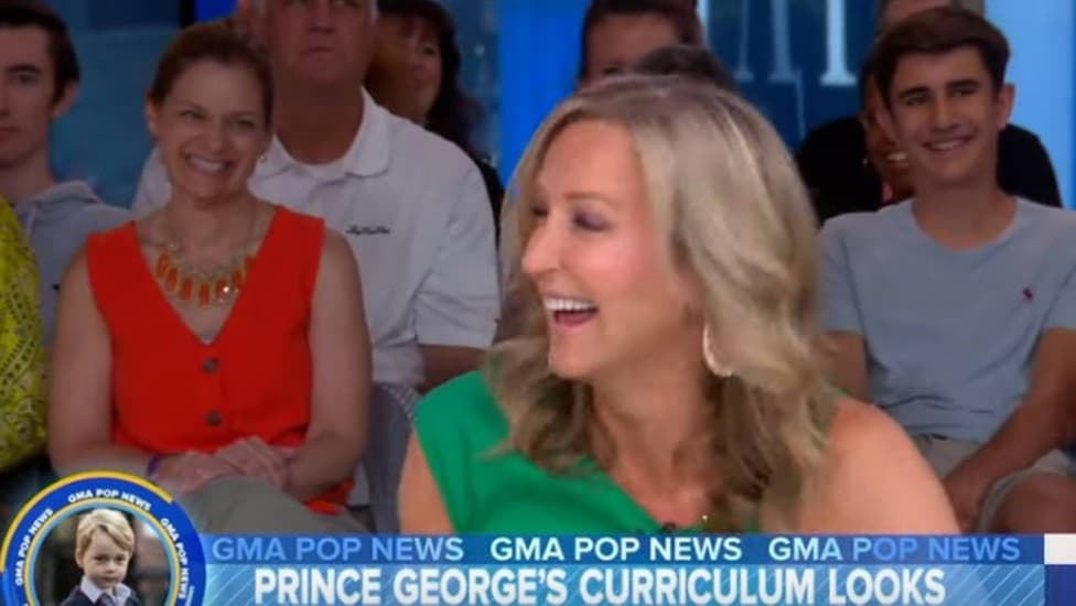 Apresentadora Lara Spencer rindo do príncipe George (Foto: Reprodução) Apresentadora Lara Spencer rindo do príncipe George (Foto: Reprodução)