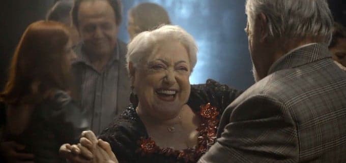 A Dona do Pedaço: Antero abandona Evelina no altar após recuperar a memória e humilha rival de Marlene