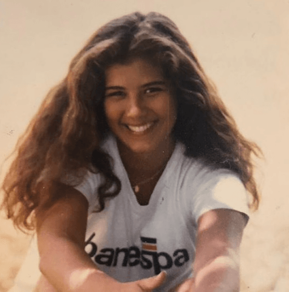 Jornalista e apresentadora da RedeTV! Mariana Godoy com 15 anos de idade (Foto: Reprodução/ Instagram) Jornalista e apresentadora da RedeTV! Mariana Godoy com 15 anos de idade (Foto: Reprodução/ Instagram)