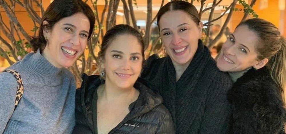 Em luta contra câncer, a atriz Heloísa Perissé recebe apoio de amigas da Rede Globo (Foto: Reprodução / Instagram) Em luta contra câncer, a atriz Heloísa Perissé recebe apoio de amigas da Rede Globo (Foto: Reprodução / Instagram)