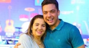 Wesley Safadão e a mãe, Dona Bil (Foto: Reprodução/Instagram) Wesley Safadão e a mãe, Dona Bil (Foto: Reprodução/Instagram)