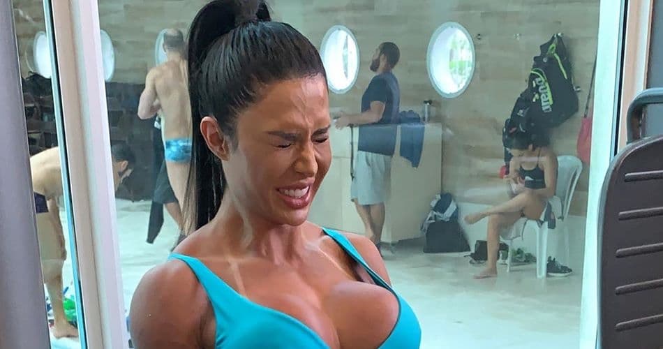 Gracyanne Barbosa fica incomodada com situação inesperada na academia e resolve problema com atitude inusitada