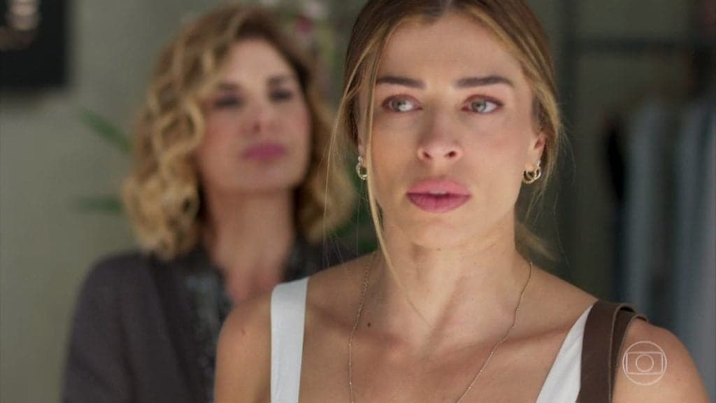 Paloma foi demitida por Eugênia em Bom Sucesso Paloma foi demitida por Eugênia em Bom Sucesso
