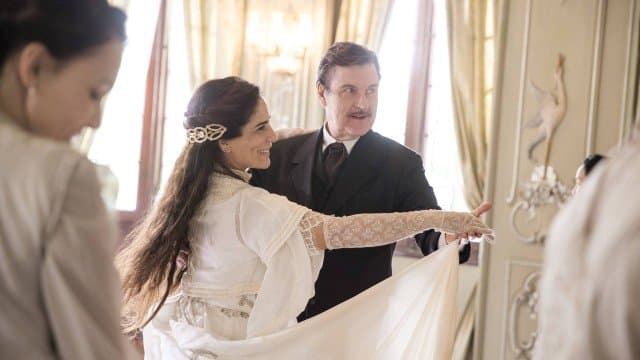 Gloria Pires e Antonio Calloni rejuvenescem em Éramos Seis (Foto: Raquel Cunha/TV Globo/ Divulgação) Gloria Pires e Antonio Calloni rejuvenescem em Éramos Seis (Foto: Raquel Cunha/TV Globo/ Divulgação)