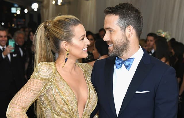 Blacke Lively compartilha foto cutucando o nariz de seu marido Ryan Reynolds (Foto: Reprodução) Blacke Lively compartilha foto cutucando o nariz de seu marido Ryan Reynolds (Foto: Reprodução)