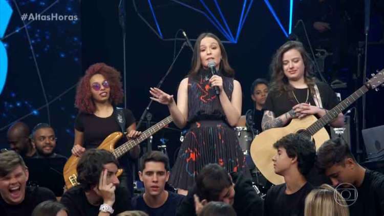 Larissa Manoela participou do Altas Horas, da Globo, no último sábado. Foto: Reprodução/ TV Globo Larissa Manoela participou do Altas Horas, da Globo, no último sábado. Foto: Reprodução/ TV Globo