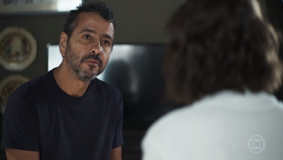 Amadeu (Marcos Palmeira) e Josiane (Agatha Moreira) em A Dona do Pedaço (Reprodução: TV Globo) Amadeu (Marcos Palmeira) e Josiane (Agatha Moreira) em A Dona do Pedaço (Reprodução: TV Globo)