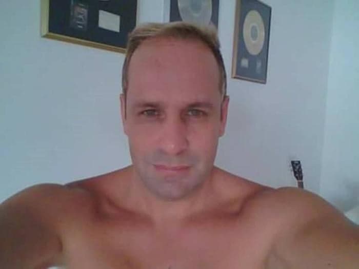 Ricardo Costa, ex-polegar implora por ajuda (Foto: Reprodução) Ricardo Costa, ex-polegar implora por ajuda (Foto: Reprodução)