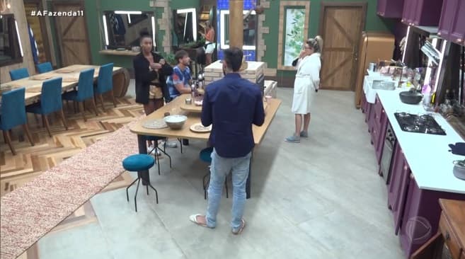 A Fazenda 11: animal invade sede do reality e deixa peoa terrivelmente assustada: "Desmaio"