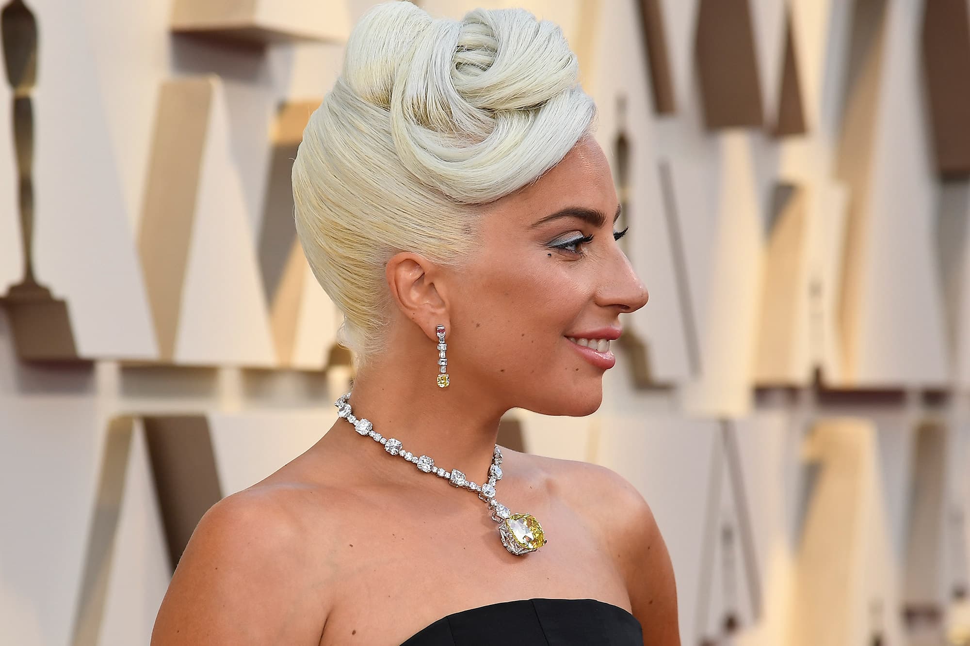 Lady Gaga dá detalhes sobre seu novo álbum e impressiona os fãs (Foto: Reprodução) Lady Gaga dá detalhes sobre seu novo álbum e impressiona os fãs (Foto: Reprodução)