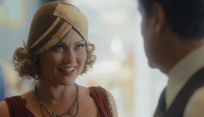 Marion (Ellen Roche) e Júlio (Antonio Calloni) em Éramos Seis (Foto: Reprodução/Globo) Marion (Ellen Roche) e Júlio (Antonio Calloni) em Éramos Seis (Foto: Reprodução/Globo)