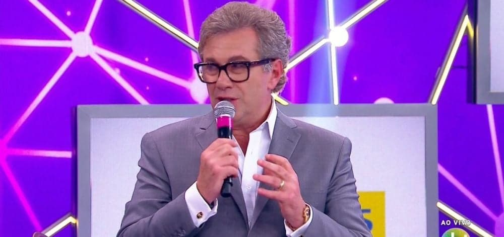 Amigo de Silvio Santos que roubou a cena no Teleton pode se tornar o novo apresentador do Fofocalizando