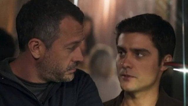 Globo quebra tradição e termina A Dona do Pedaço com casamento gay e possível beijo