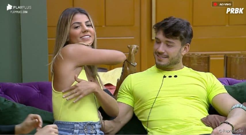Lucas Viana e Hariany Almeida terminam o relacionamento em A Fazenda 11 pela segunda vez (Reprodução: PlayPlus) Lucas Viana e Hariany Almeida terminam o relacionamento em A Fazenda 11 pela segunda vez (Reprodução: PlayPlus)