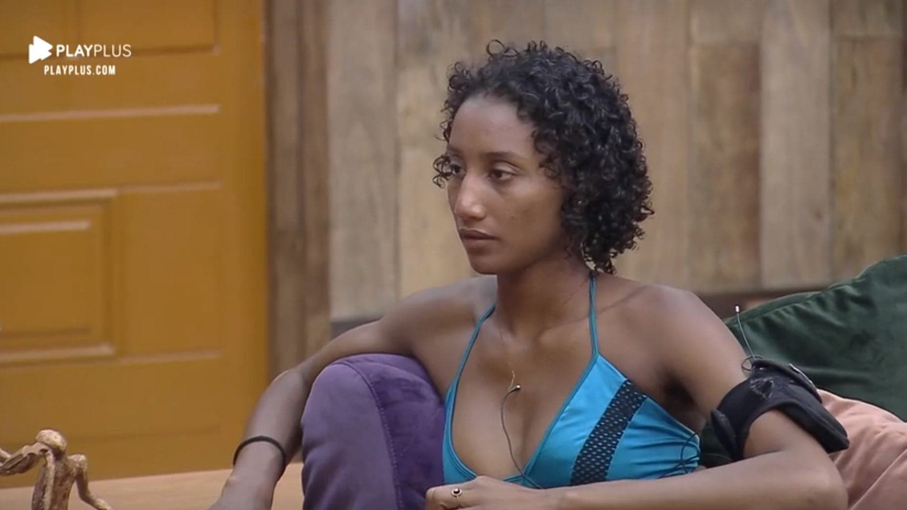 Sabrina de Paiva sofreu racismo em A Fazenda 11 por funcionário da equipe do reality (Reprodução: PlayPlus) Sabrina de Paiva sofreu racismo em A Fazenda 11 por funcionário da equipe do reality (Reprodução: PlayPlus)