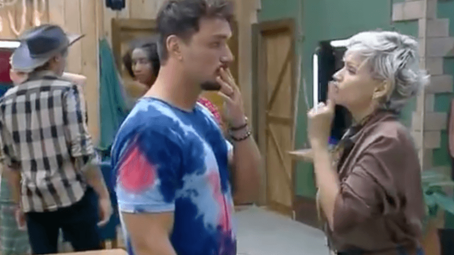 A Fazenda 2019: Andréa discute com Lucas e Thayse, peões reagem e socialite entra em fúria