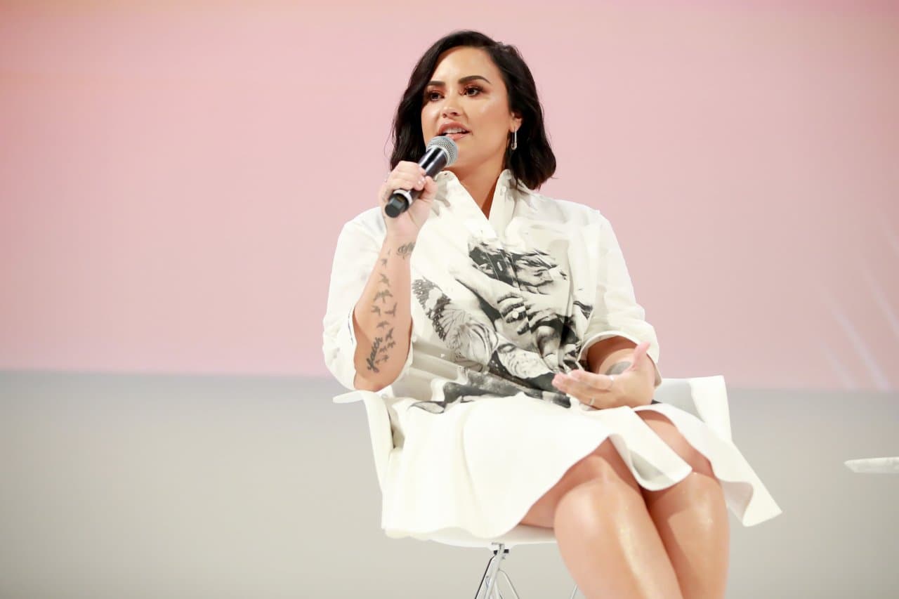 Demi Lovato concede entrevista e desabafa sobre aceitação de seu corpo (Foto: Reprodução) Demi Lovato concede entrevista e desabafa sobre aceitação de seu corpo (Foto: Reprodução)