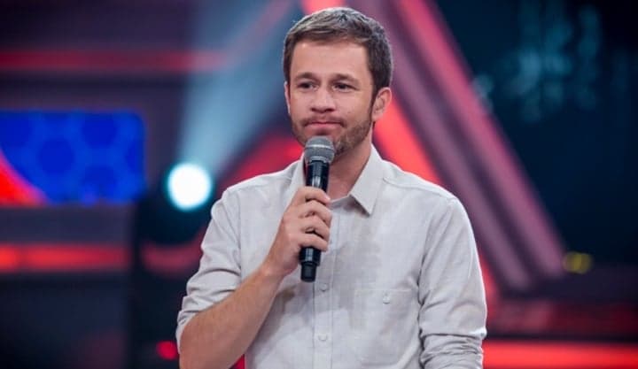 Tiago Leifert comanda o BBB na Globo. (Foto: Divulgação) Tiago Leifert comanda o BBB na Globo. (Foto: Divulgação)