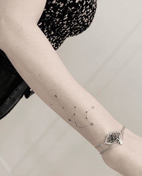 Nova tatoo da Sandy (Foto: Reprodução) Nova tatoo da Sandy (Foto: Reprodução)