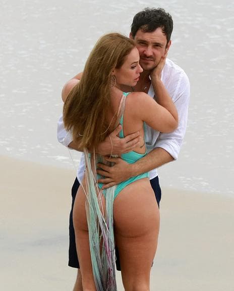 Sérgio Guizé e Paolla Oliveira durante gravação da reta final da novela A Dona do Pedaço (Foto: AgNews/Dilson Silva) Sérgio Guizé e Paolla Oliveira durante gravação da reta final da novela A Dona do Pedaço (Foto: AgNews/Dilson Silva)