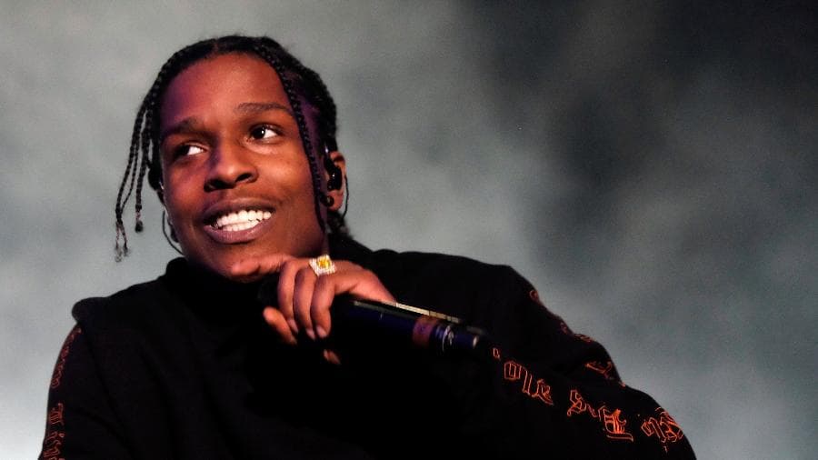 O rapper A$AP Rocky, foi criticado após sex tape "desanimada" viralizar na web (Foto: Reprodução) O rapper A$AP Rocky, foi criticado após sex tape "desanimada" viralizar na web (Foto: Reprodução)