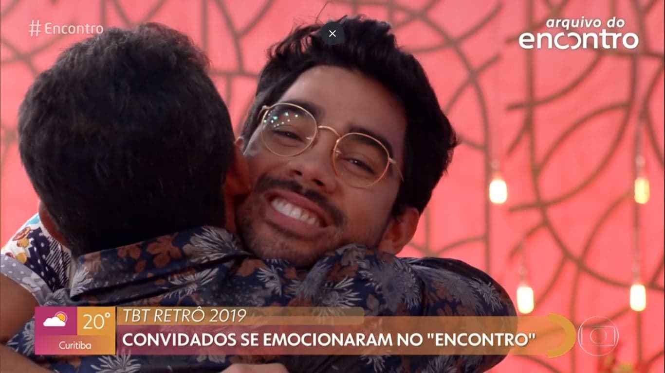Gabriel Diniz ressurge no Encontro Com Fátima Bernardes e emociona fãs (Imagem: Reprodução) Gabriel Diniz ressurge no Encontro Com Fátima Bernardes e emociona fãs (Imagem: Reprodução)