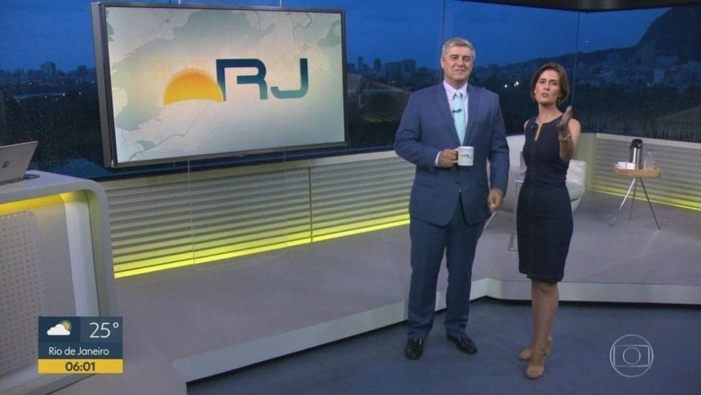 Priscila Chagas e Fachel no comando do jornalístico Bom Dia RJ (Foto: Reprodução/TV Globo) Priscila Chagas e Fachel no comando do jornalístico Bom Dia RJ (Foto: Reprodução/TV Globo)