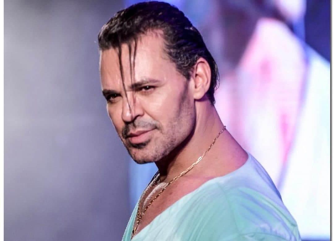 O famoso cantor sertanejo, Eduardo Costa voltou a chamar atenção ao dar conselho inusitado para mulheres que querem casa O famoso cantor sertanejo, Eduardo Costa voltou a chamar atenção ao dar conselho inusitado para mulheres que querem casa