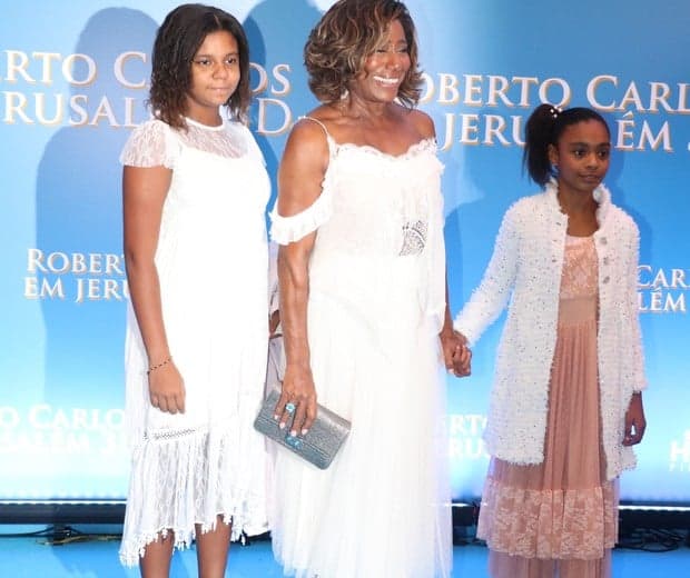 Glória Maria com as filhas, Laura e Maria (Foto: Rogério Fidalgo/AgNews) Glória Maria com as filhas, Laura e Maria (Foto: Rogério Fidalgo/AgNews)
