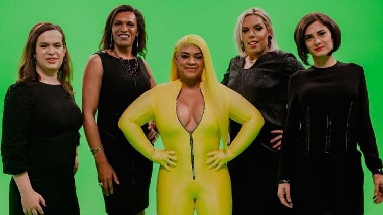 Preta Gil manda indireta, repudia faturamento com público gay e faz revelação bombástica sobre a carreira