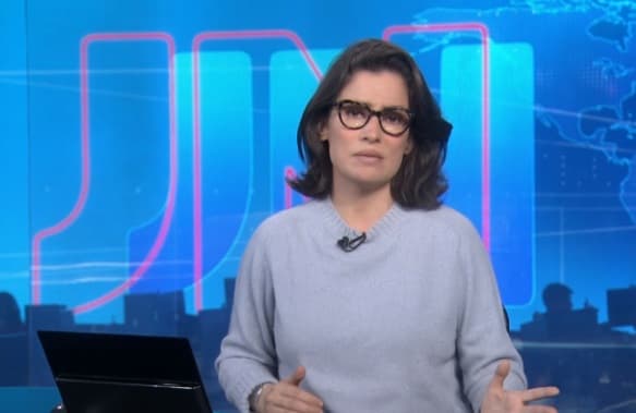 Renata Vasconcellos fica longe do JN, surge em publicação enigmática e deixa fãs assombrados: "Tristeza?"