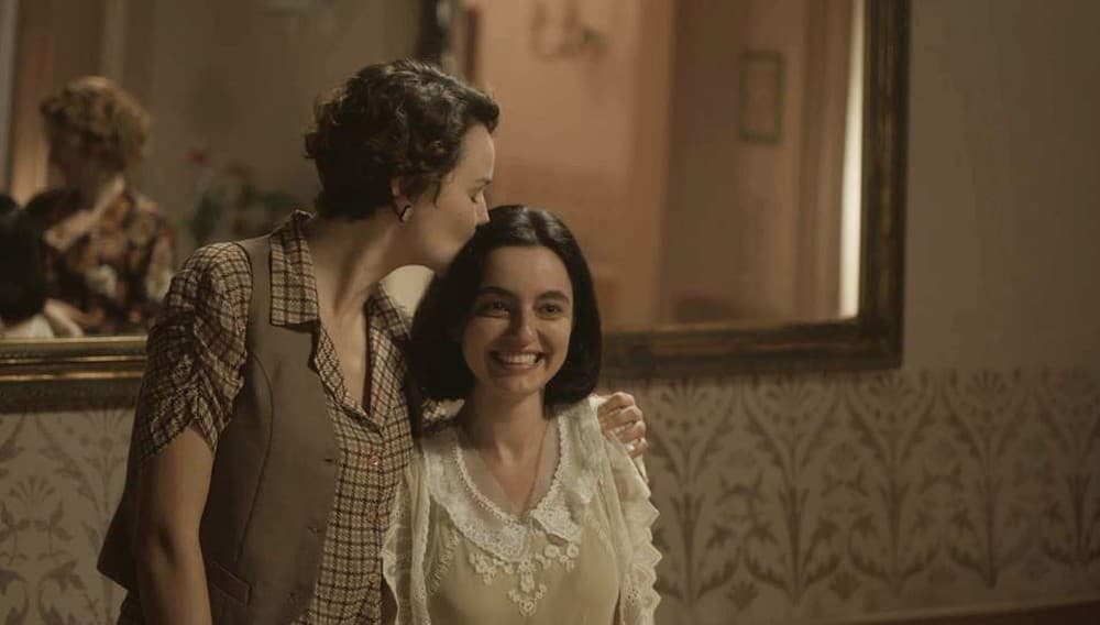 Adelaide e Justina finalmente se acertam em Éramos Seis Adelaide e Justina finalmente se acertam em Éramos Seis