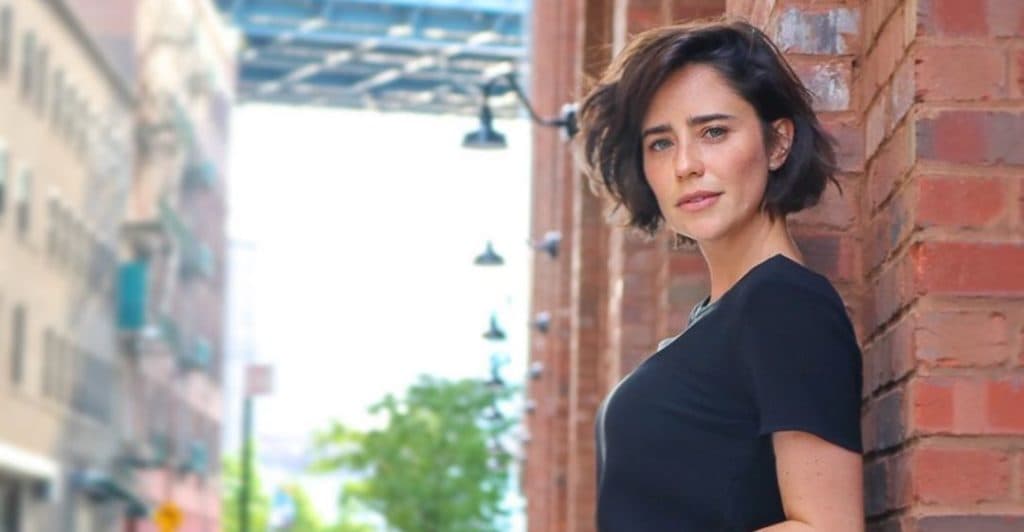 Por onde anda? Fernanda Vasconcellos deixa a Globo de vez, se fixa na concorrente e já fala sobre maternidade
