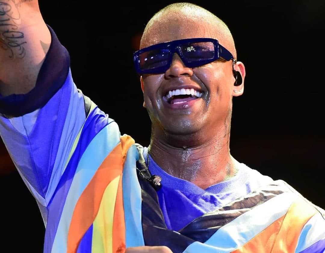 O famoso cantor de axé, Léo Santana voltou a agitar a internet mais uma vez ao compartilhar um desabafo nas redes sociais e agradecer o amor de seus fãs (Foto: Reprodução/Instagram) O famoso cantor de axé, Léo Santana voltou a agitar a internet mais uma vez ao compartilhar um desabafo nas redes sociais e agradecer o amor de seus fãs (Foto: Reprodução/Instagram)