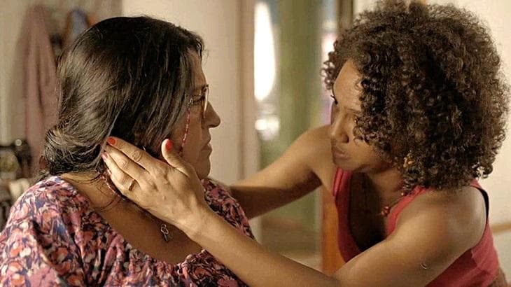 Amor de Mãe: Após ser enganada sobre paradeiro do filho, Lurdes toma decisão importante: “Acabou”