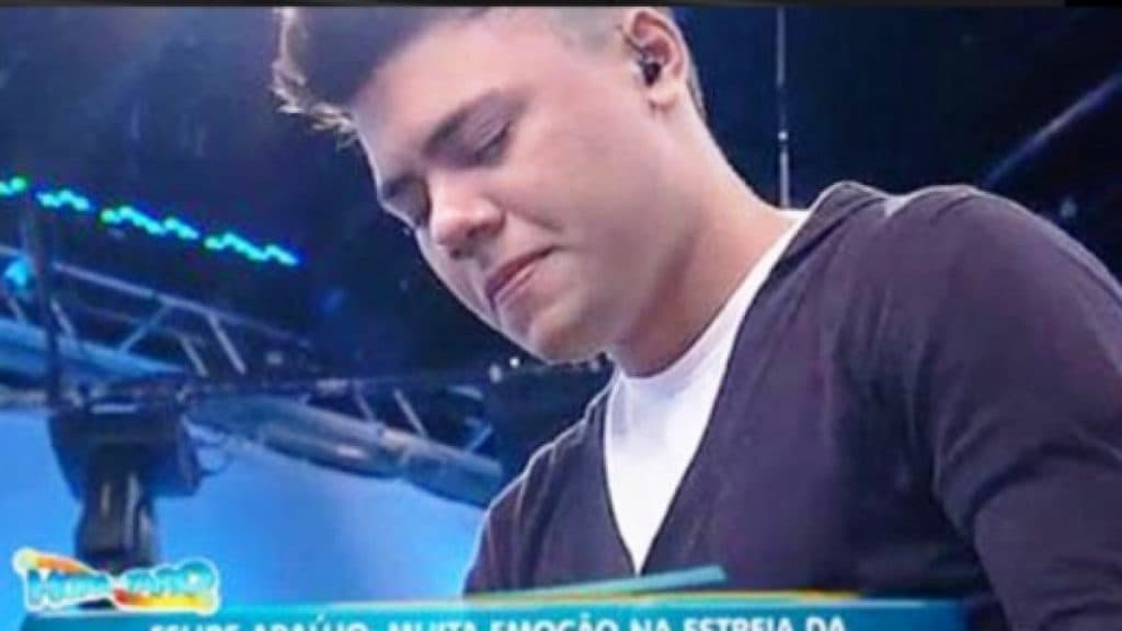 Luto! Felipe Araújo sofre nova perda na música, faz desabafo emocionante e deixa os fãs arrasados: 'Quanta tristeza'