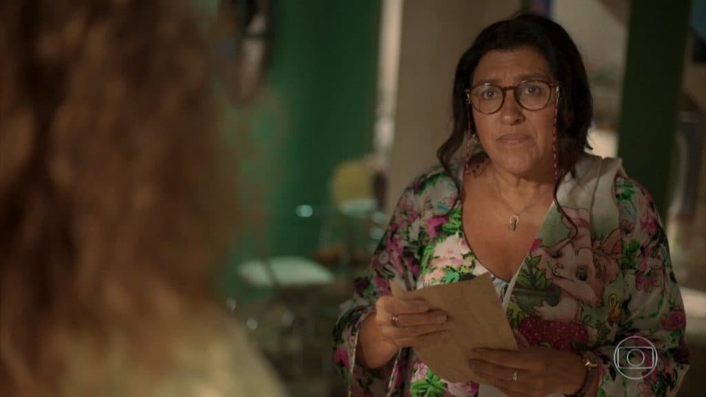 Lurdes sente fortes dores nas costas após puxar Amor de Mãe para o sucesso; confira os consolidados de sábado (08/02/20)